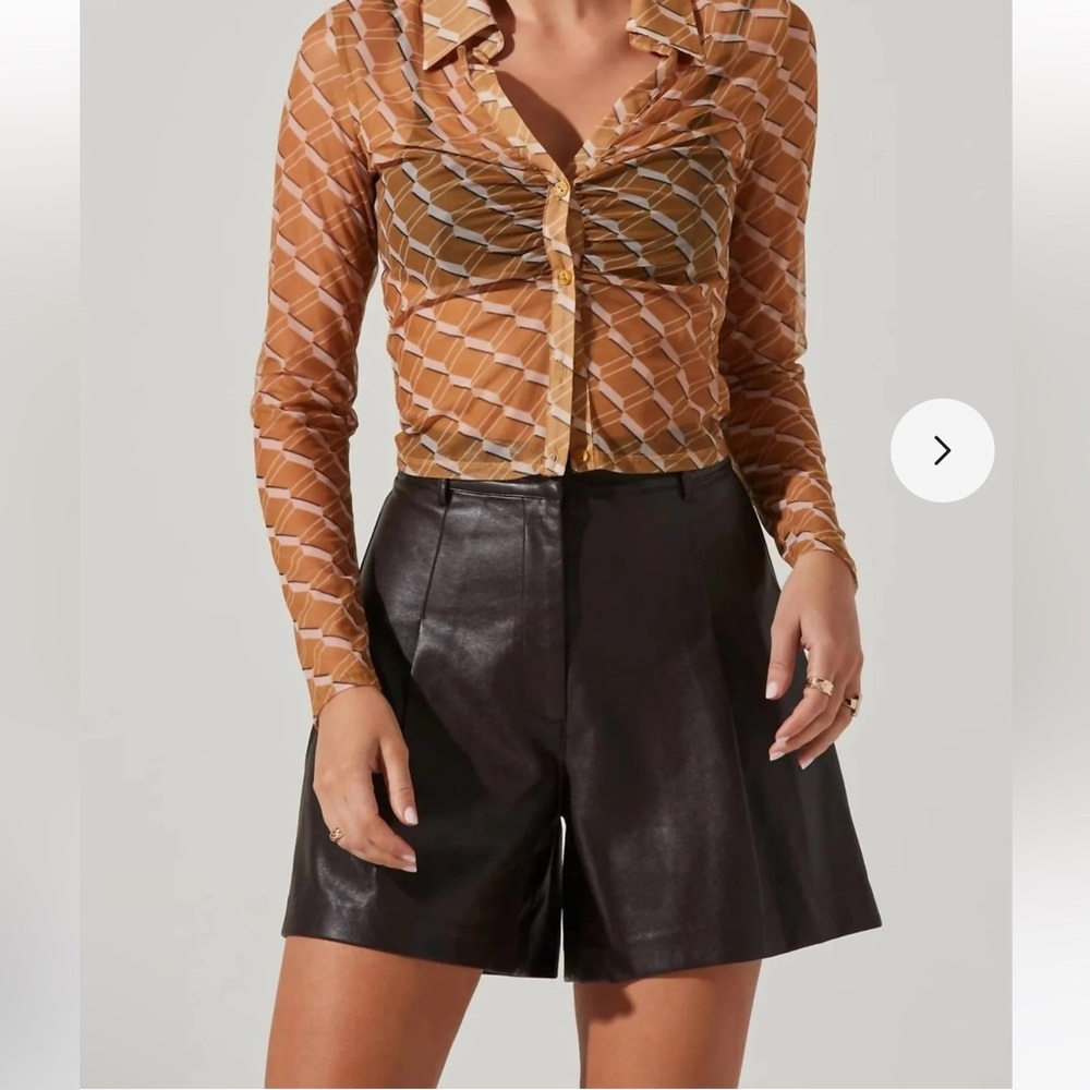 ASTR the Label- Wilma Faux Leather Shorts